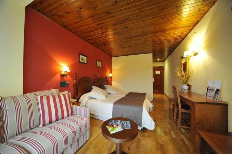 Hotel La Morera Valencia D'Aneu Eksteriør billede